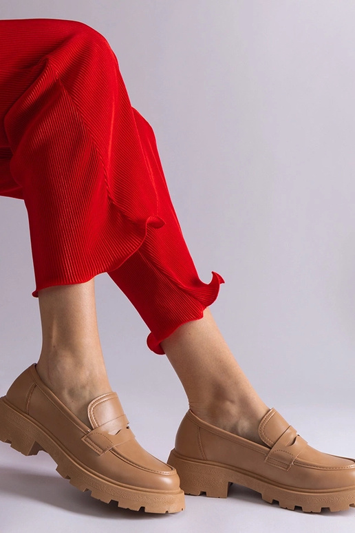 Tumši bēši sieviešu mokasīni no...