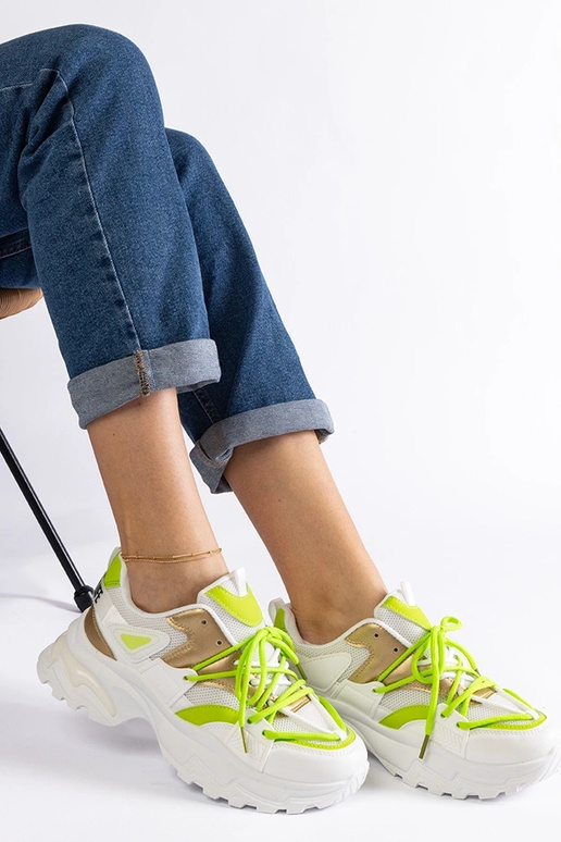 Baltas sporta kedas Sulamita