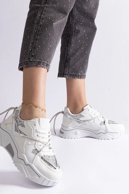 Baltas sieviešu kedas ar mirdzošu Agaru