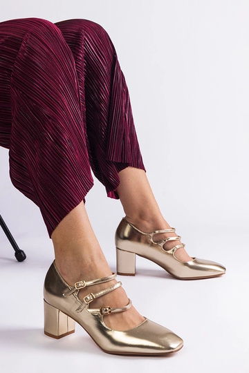 Zelta pumpas ar bloka...