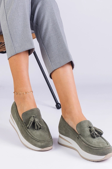 Zaļi sieviešu spārni ar... 2