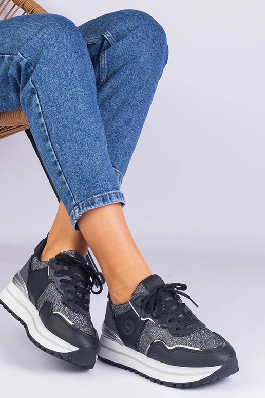 Melnas sieviešu kedas rotātas ar...