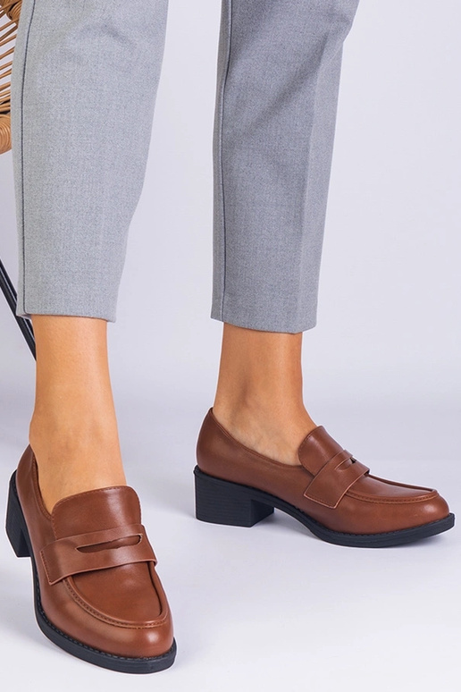 Brūni sieviešu eko ādas zempapēžu...