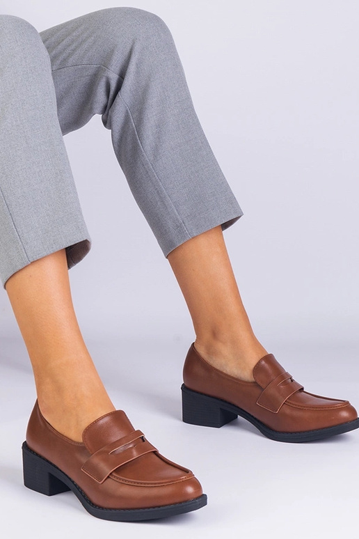 Brūni sieviešu eko ādas zempapēžu...