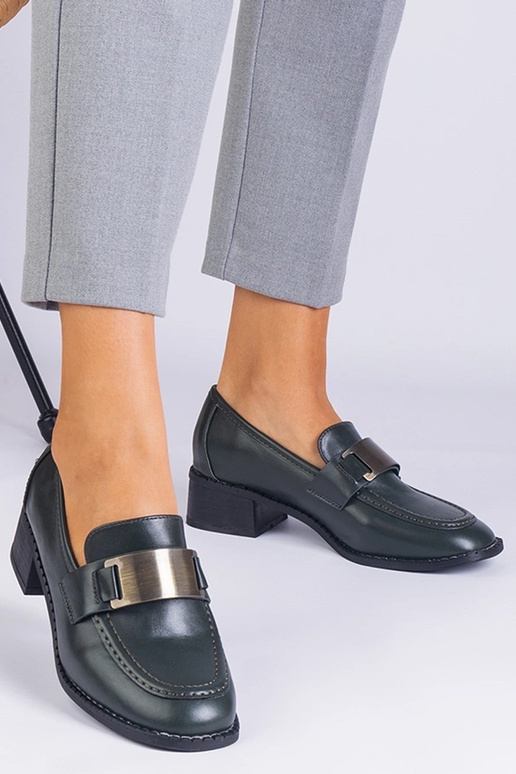 Zaļas sieviešu augstpapēžu kurpes ar...