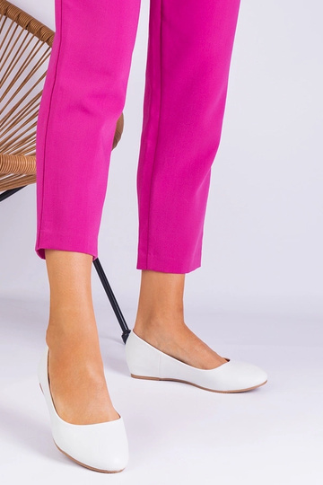 Baltas balerīnas ar slēptu... 2