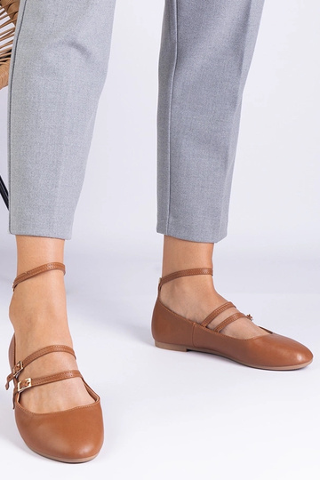 Brūnas ādas imitācijas... 2