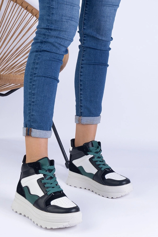 Melnbaltas sieviešu sporta kedas uz...