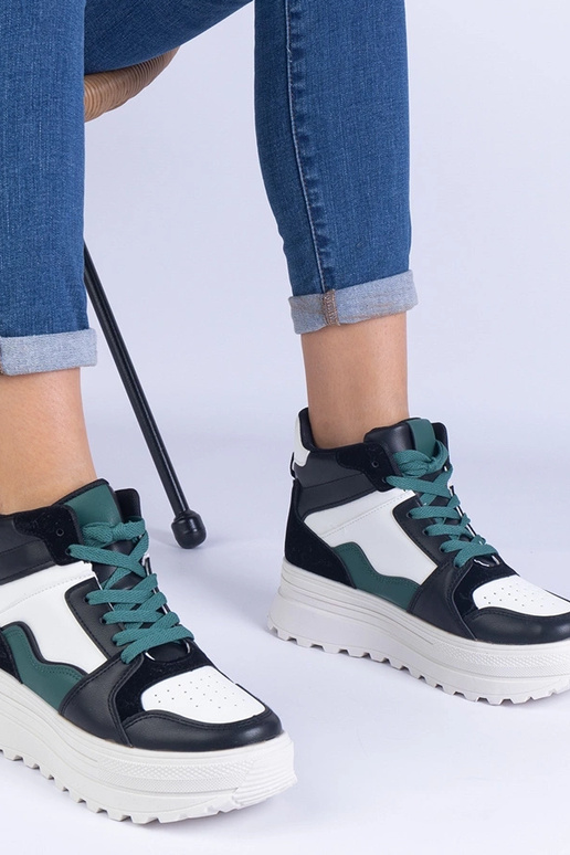 Melnbaltas sieviešu sporta kedas uz...