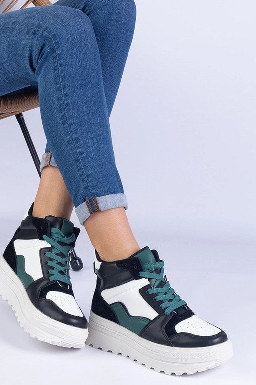 Melnbaltas sieviešu sporta kedas uz...