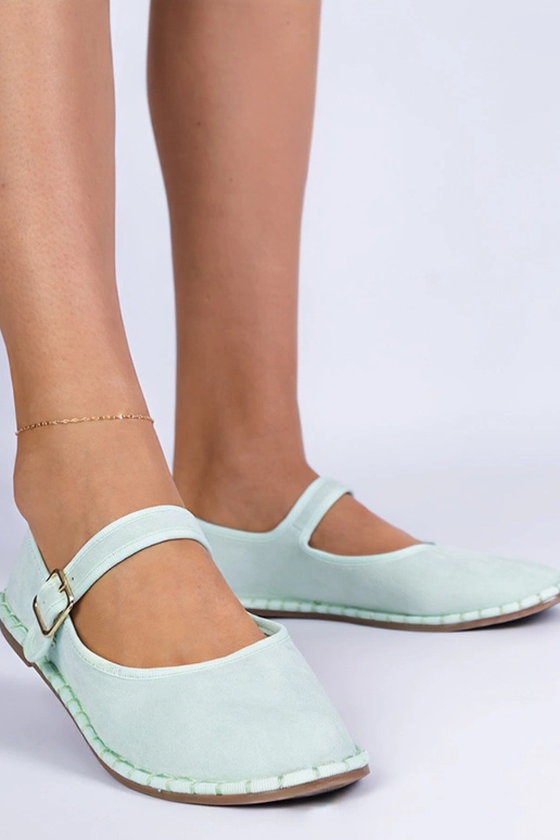 Zaļie sieviešu balerīnas ar aizdari... Zaļie sieviešu balerīnas ar aizdari...