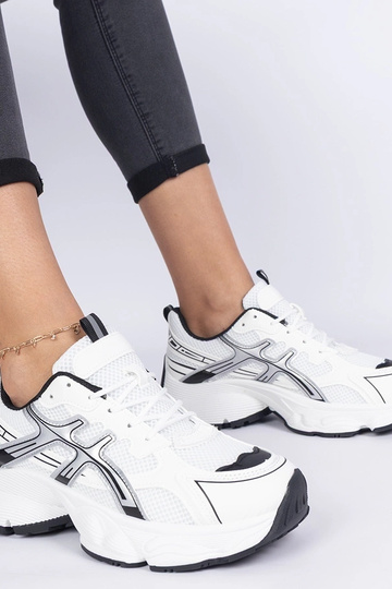 Melni sieviešu sneakers ar... 2