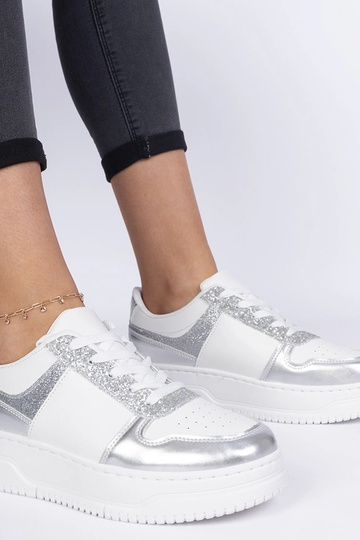Sudraba sieviešu sneakers ar biezu zoli 2