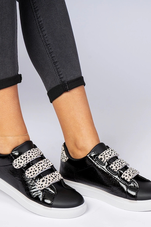 Astrala melni sneakersi ar dzīvnieku... Astrala melni sneakersi ar dzīvnieku...