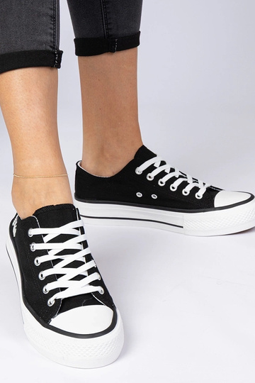 Melni klasiskie sieviešu...