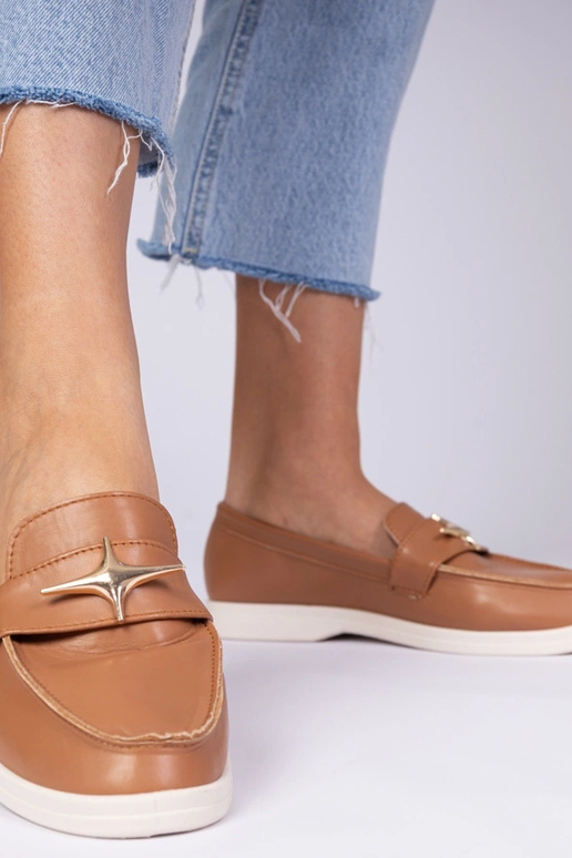 Brūnas sieviešu mokasīnas ar zelta...