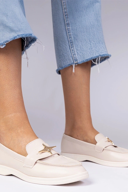 Gaiši brūnas sieviešu mokasīnas ar...