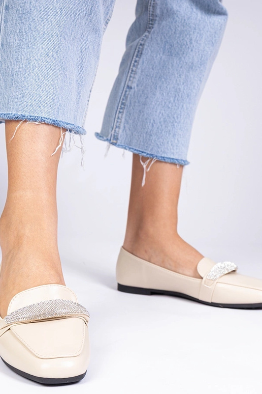 Gaiši brūnas sieviešu mokasīnas ar...