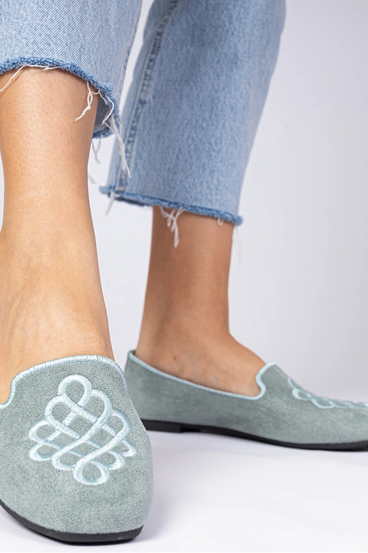 Zaļi sieviešu balerīnas no mākslīgās...