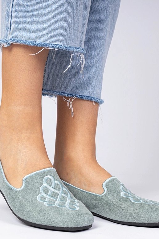 Zaļi sieviešu balerīnas no mākslīgās...