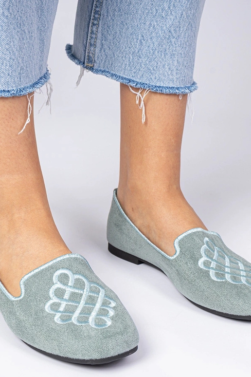 Zaļi sieviešu balerīnas no mākslīgās...