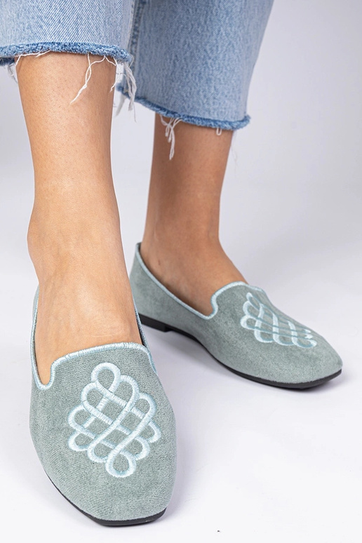 Zaļi sieviešu balerīnas no mākslīgās...