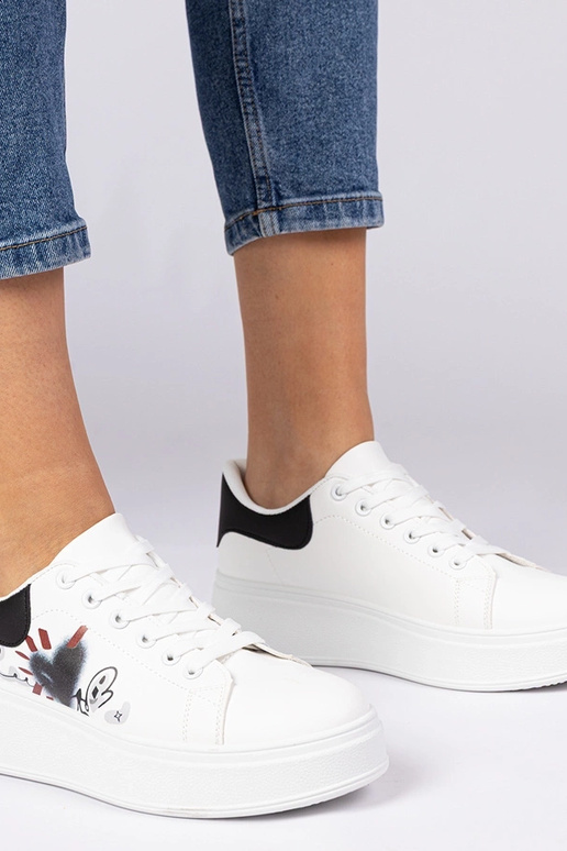 Baltā un melnā sporta apavi sievietēm... Baltā un melnā sporta apavi sievietēm...