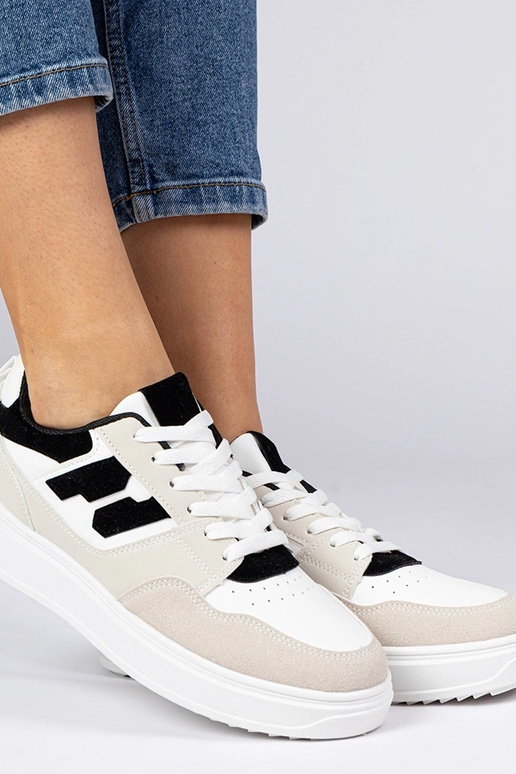 Baltā un melnā sporta apavi sievietēm... Baltā un melnā sporta apavi sievietēm...