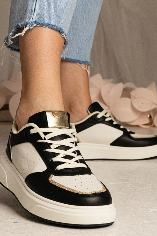 Melnas dāmu kedas ar spīdīgu...