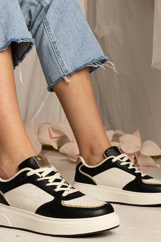 Melnas dāmu kedas ar spīdīgu...