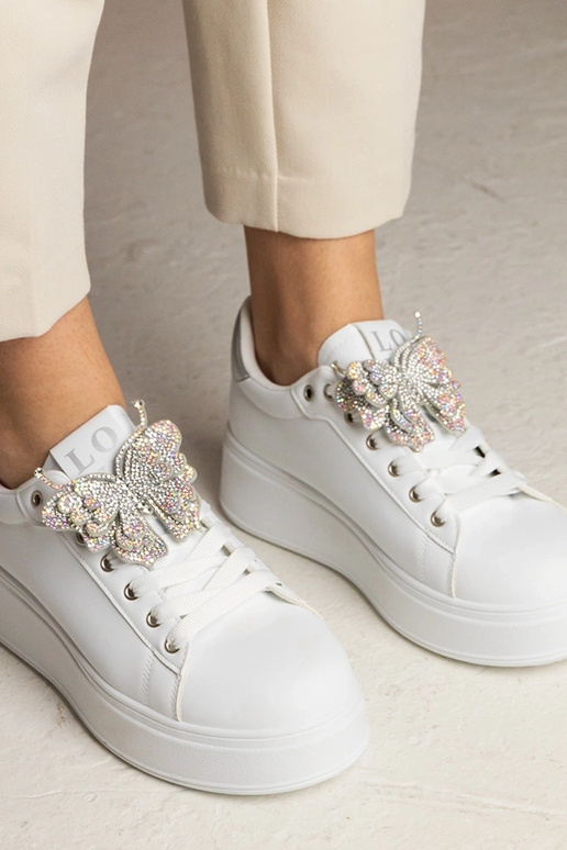 Balti un sudraba sporta apavi ar...