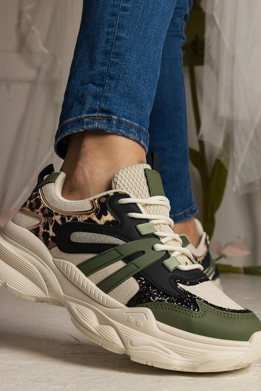 Zaļi sporta apavi sievietēm ar...