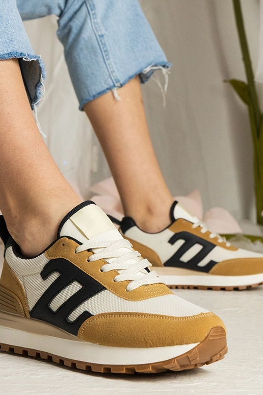 Brūni sporta apavi sievietēm Marena