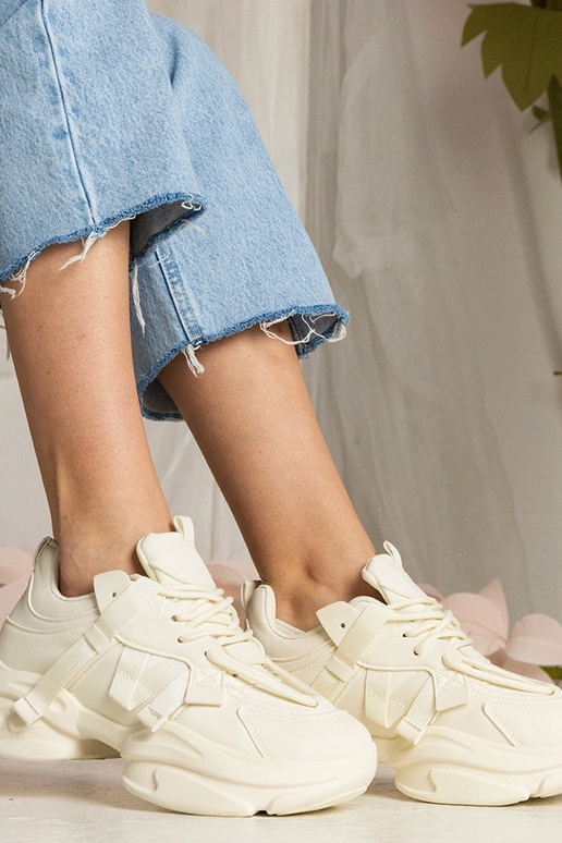 Bežā masīvie sporta apavi sievietēm...