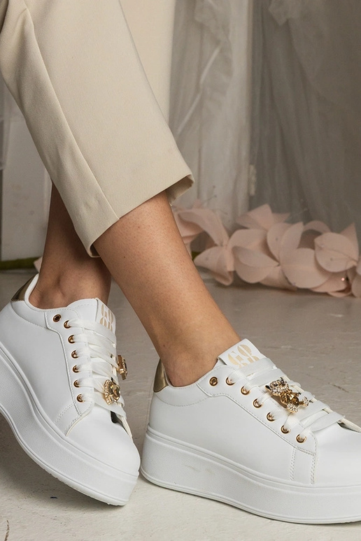 Baltzelti sporta apavi sievietēm ar... Baltzelti sporta apavi sievietēm ar...