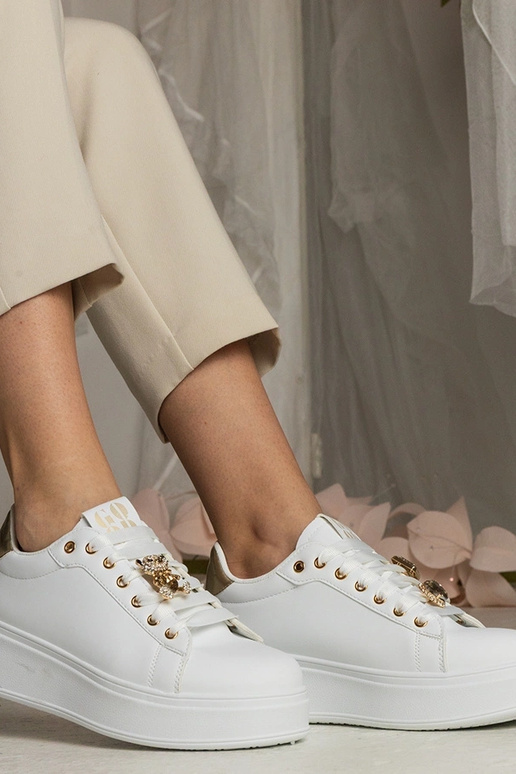 Baltzelti sporta apavi sievietēm ar... Baltzelti sporta apavi sievietēm ar...