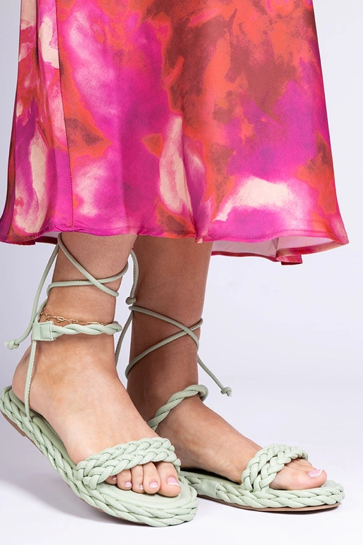 Zaļi pinumi sieviešu sandales Tarina