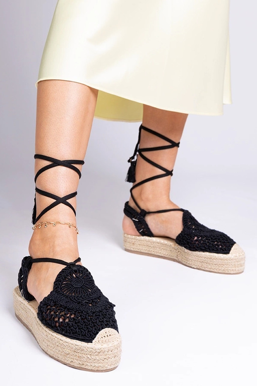 Melni pinumi espadrilu tipa sieviešu...