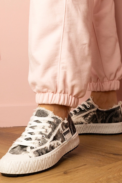 Melni sieviešu sporta apavi Bellina