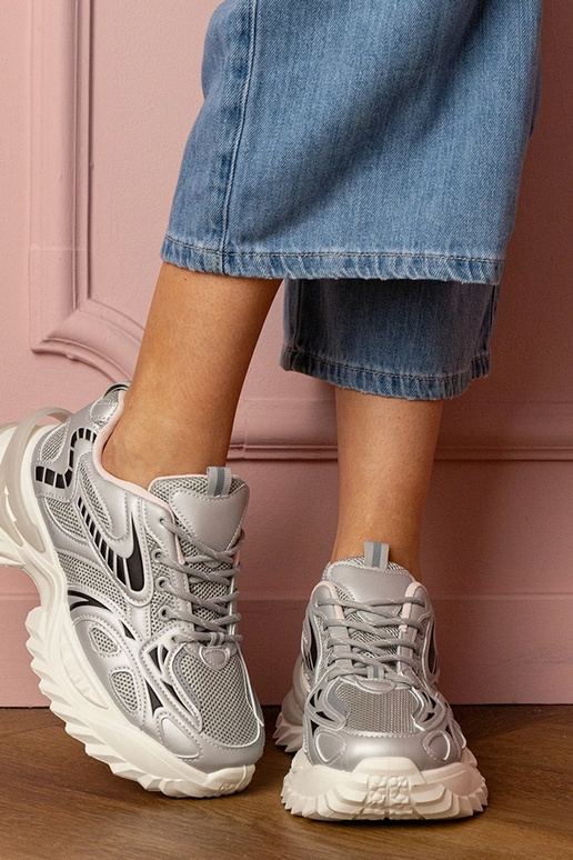 Sudraba sieviešu sporta apavi uz...