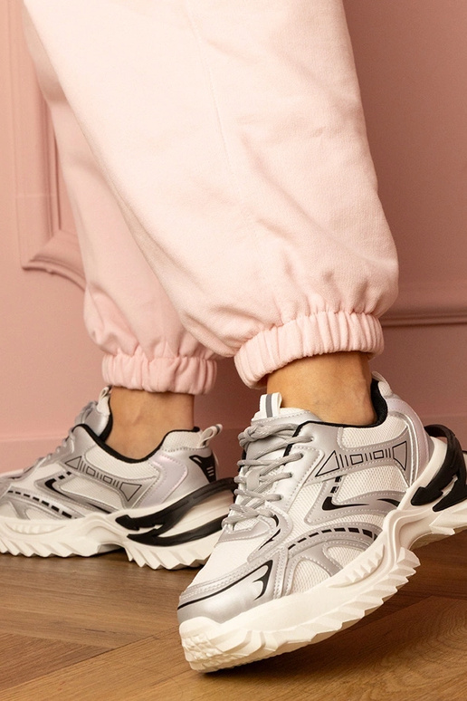 Sudrabaini sieviešu sporta apavi uz...