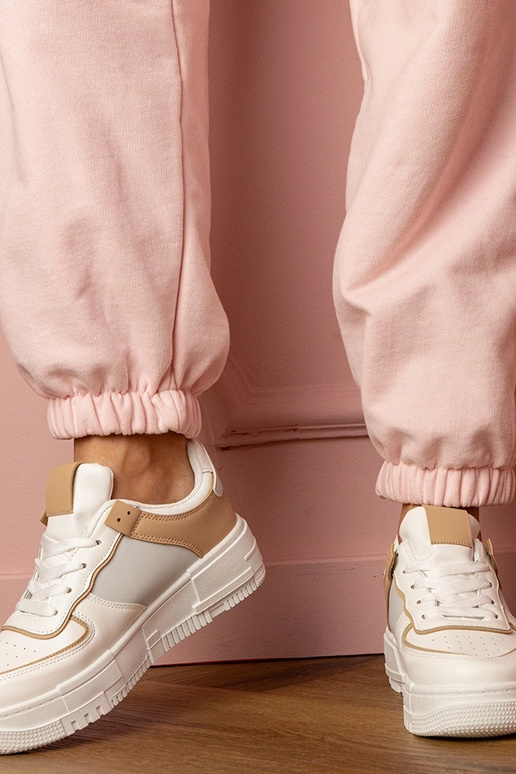 Balti-smilšu krāsas sieviešu sporta...