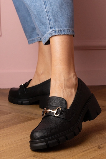 Melnas sieviešu puszābaki... 2