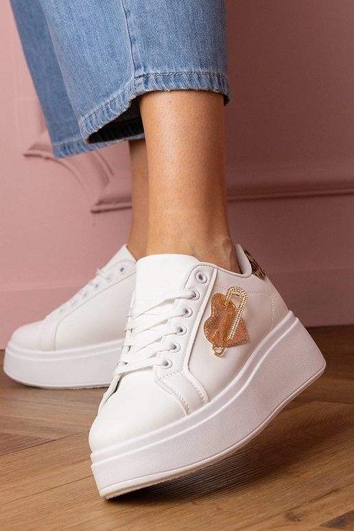 Balti sieviešu sporta apavi ar... Balti sieviešu sporta apavi ar...