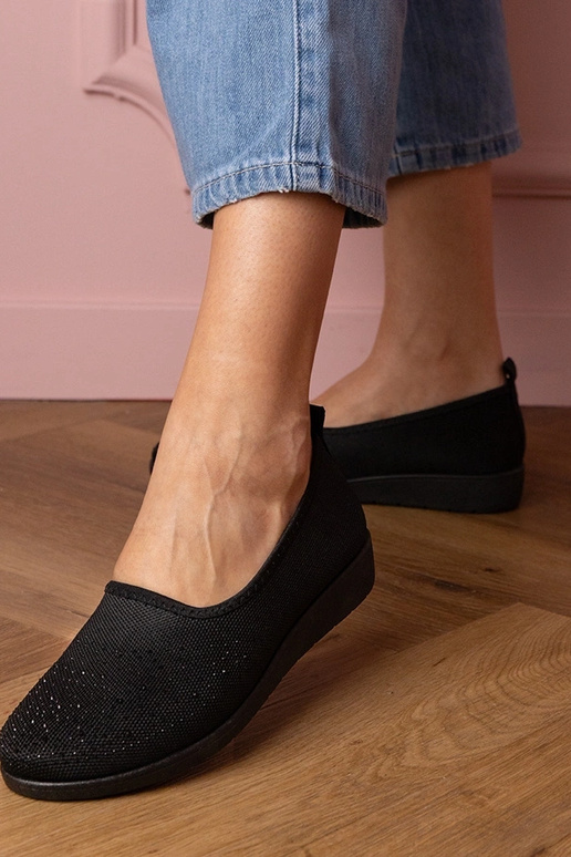 Melnas sieviešu sporta sandales ar... Melnas sieviešu sporta sandales ar...