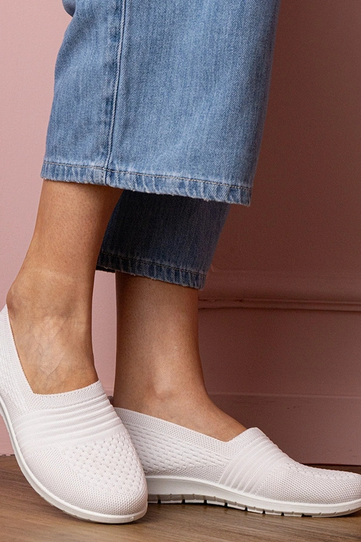 Baltas sieviešu sporta sandales Makana