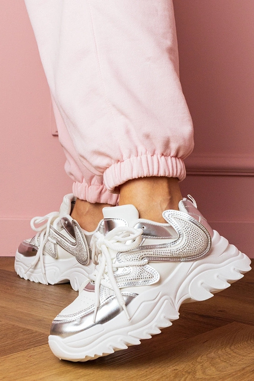 Balti sporta apavi ar biezu platformu...