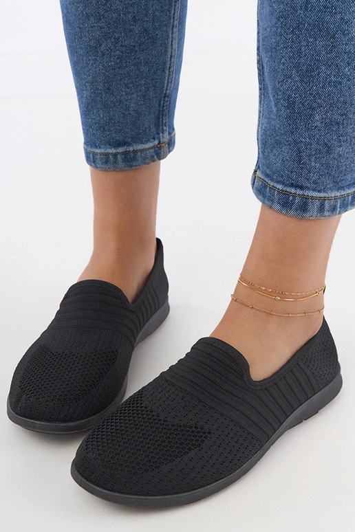 Melnas sieviešu sporta sandales Saris