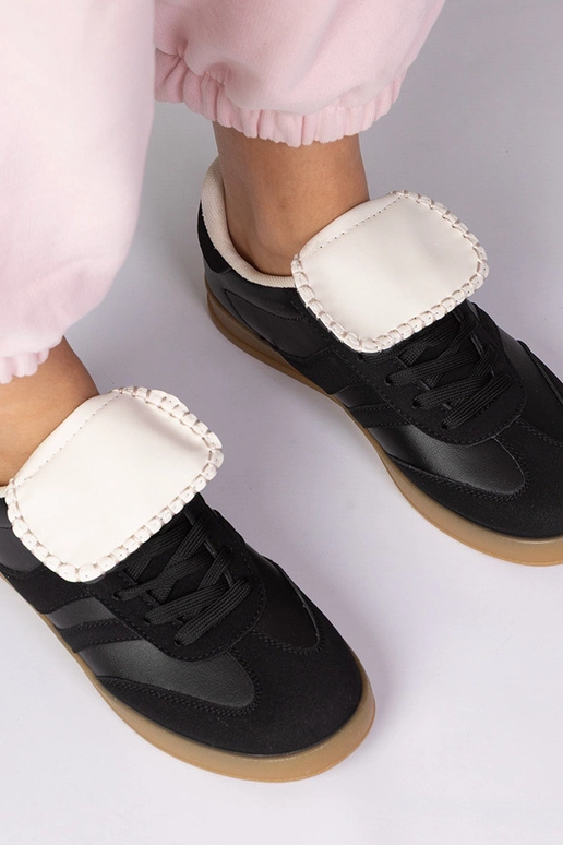 Melnas sporta sieviešu apavi, „Lukka"