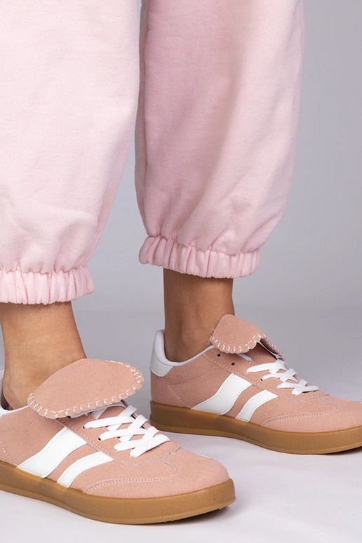 Rozā sporta sieviešu apavi, „Lukka"